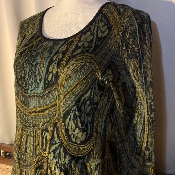 Peruvian Connection Green and Gold Maxi Dress - Picture 4 of 16